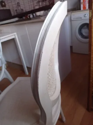 Silla de comedor estilo Luis XVI beige