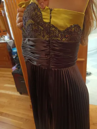 Vestido de fiesta marrón y verde oliva