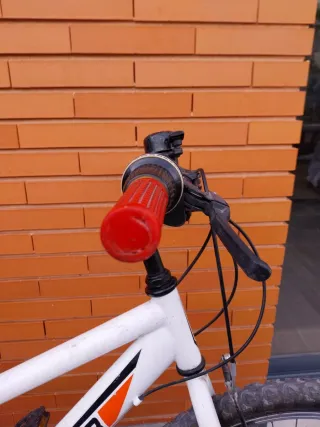 Bicicleta Freerider 24 blanca