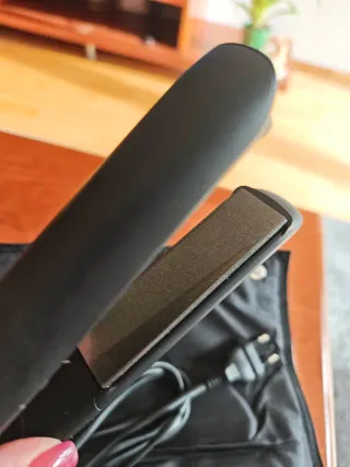 Plancha GHD golf Profesional + Estuche Negro