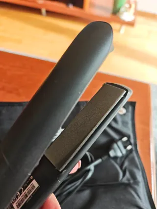 Plancha GHD golf Profesional + Estuche Negro