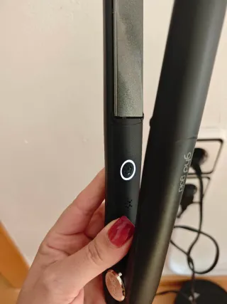 Plancha GHD golf Profesional + Estuche Negro