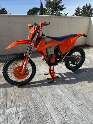 KTM EXC-F 250 SIX DAYS