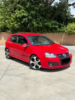 Volkswagen Golf GTI 200