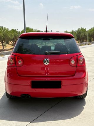 Volkswagen Golf GTI 200