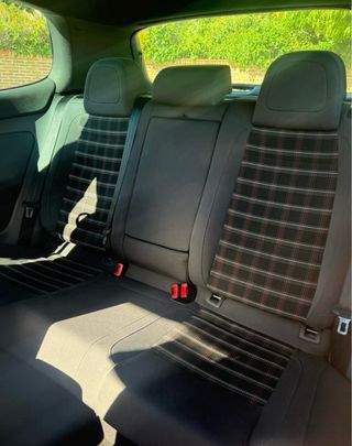 Volkswagen Golf GTI 200