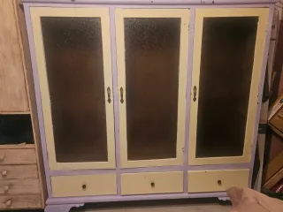 Armario antiguo madera 3 puertas cristal