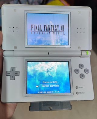 Nintendo DS Lite edición Final Fantasy XII