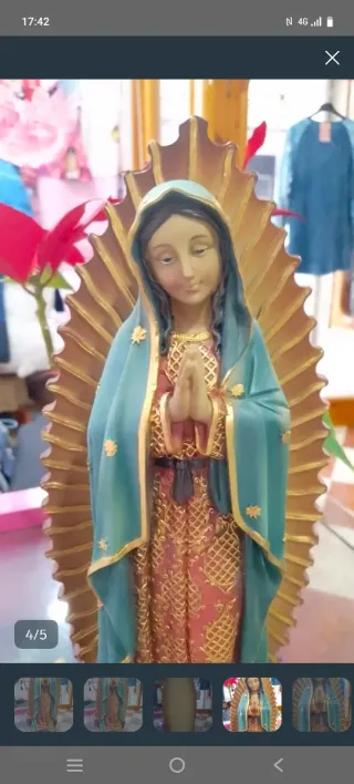 Virgen de Guadalupe estatua