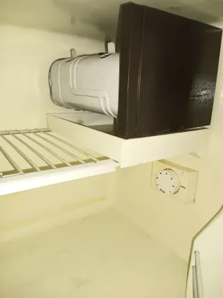 Nevera pequeña Zanussi