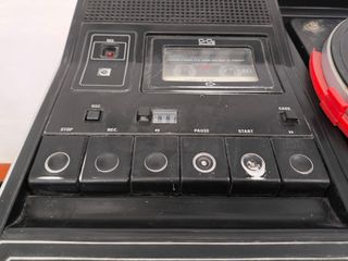 Grundig Studio 3010 con Altavoces HiFi-Box 300