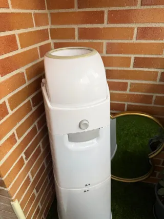 Contenedor de pañales Asalvo