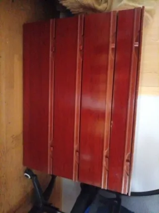 Armario, mesitas y sinfonier madera oscura