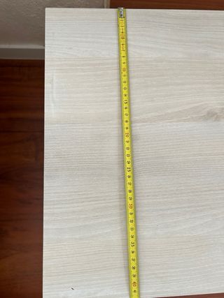 Mueble TV madera claro con puerta