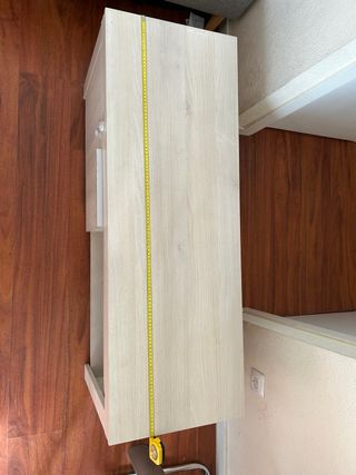 Mueble TV madera claro con puerta