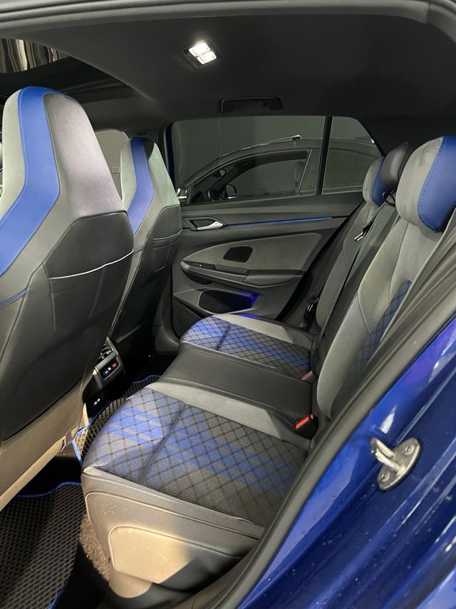 Volkswagen Golf 2021