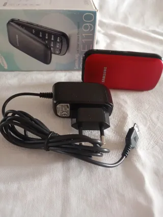 Telefono Samsung GT-E1190 Rosso