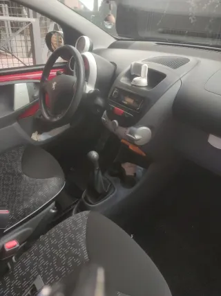 Peugeot 107 2011