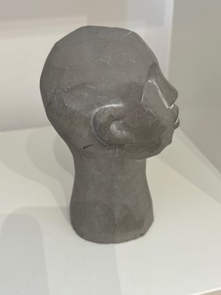 Escultura de piedra pesada – sujeta libros / decor