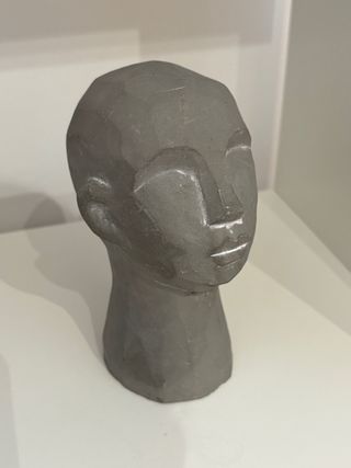 Escultura de piedra pesada – sujeta libros / decor