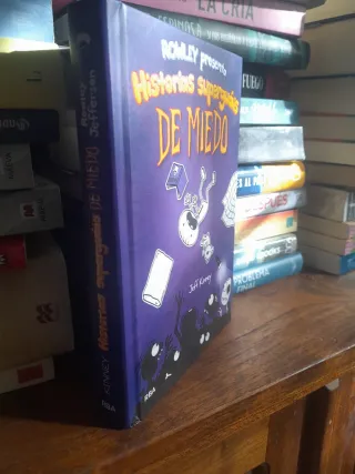 Historias superguáis de miedo (Rowley presenta ...