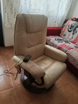 Sillón eléctrico beige piel sintética