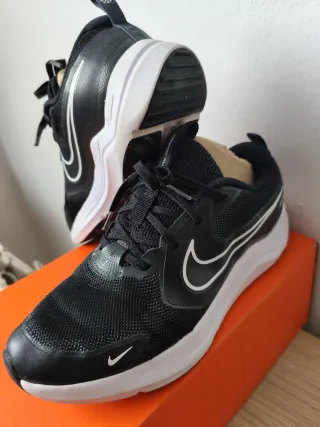 Zapatillas Nike Cosmic Runner