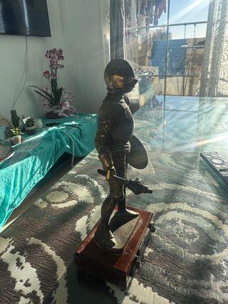 Figura Guerrero Medieval Escudo y Lanza