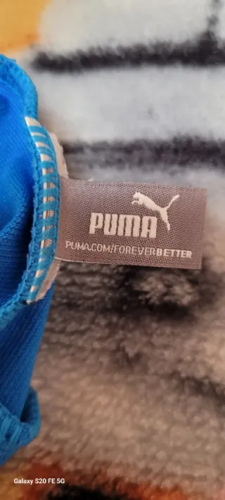 Gorro deportivo Puma niño azul y negro