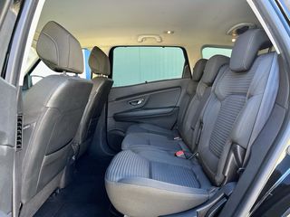 Renault Grand Scenic 2017 7-Plazas TCE 130cv