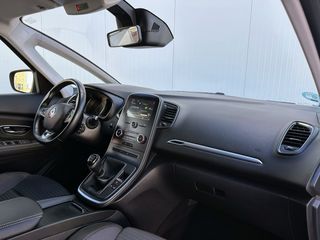 Renault Grand Scenic 2017 7-Plazas TCE 130cv