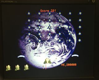 ENEMIES FROM SPACE - PC MS-DOS