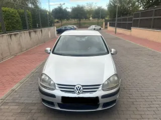 Volkswagen Golf 2004