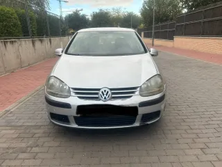 Volkswagen Golf 2004