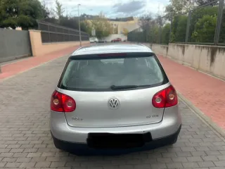 Volkswagen Golf 2004