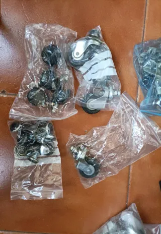 Herrajes de bisagra metálica