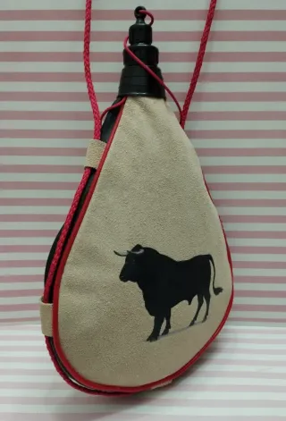 NUEVA! BOTA DE PIEL 1'5L DISEÑO TORO