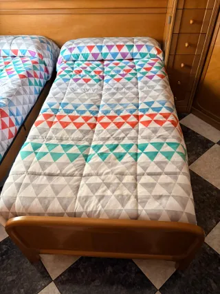 Conjunto 2 somieres con pies