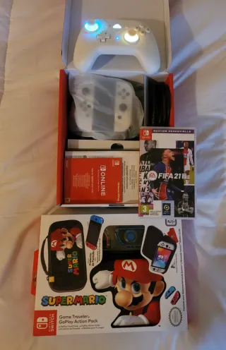 Nintendo Switch OLED + Accesorios Mario