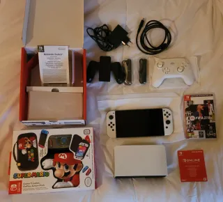 Nintendo Switch OLED + Accesorios Mario