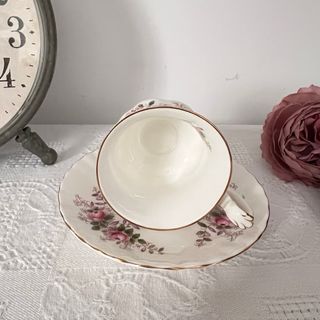 Taza y plato “demitasse” café Royal Albert