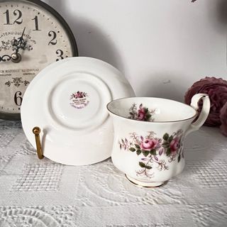 Taza y plato “demitasse” café Royal Albert