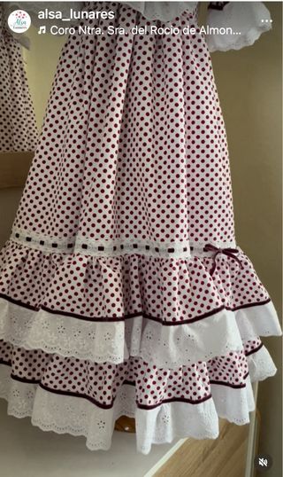 Traje Rociero Niña Talla 4 a estrenar.