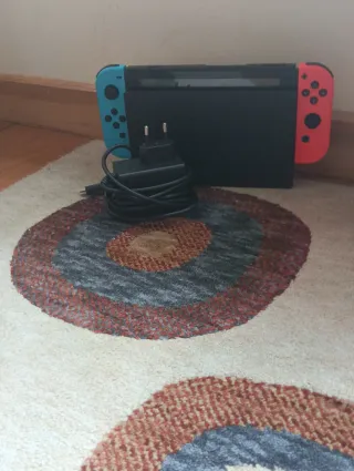 Nintendo Switch Azul/Rojo con Accesorios