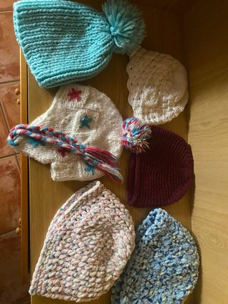 Gorros de lana para niña