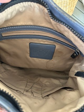 Bolso bandolera Tous azul y negro colección Linday