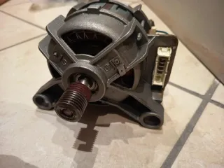 Motore Indesit Ariston 5/7 fili