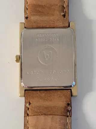 Reloj Watch-Celona Cuadrado Dorado Correa Marrón.