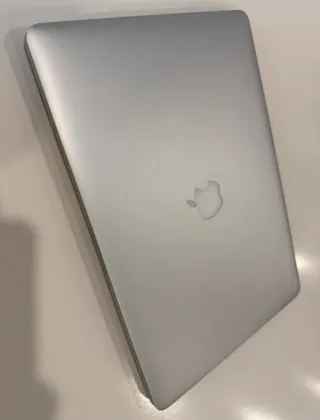 MacBook Pro 15 Retina i7 16GB RAM 256GB SSD