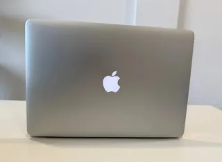 MacBook Pro 15 Retina i7 16GB RAM 256GB SSD